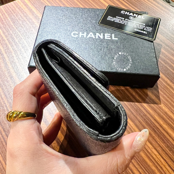 Vintage Chanel Caviar Coco Lock Short Wallet/ Card Holder - Black