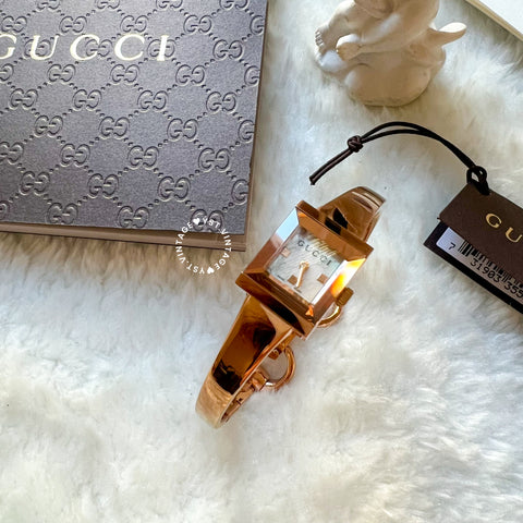 Pre-owned Gucci Rose Gold Square Bracelet Watch