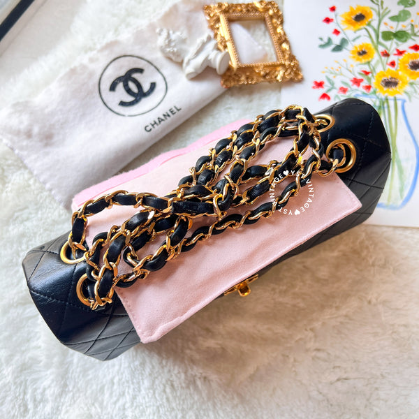 【8.28 中古拍賣】Vintage Chanel Small Classic Flap Bag CF23 - Black 005