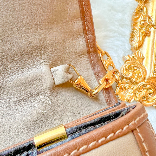 Vintage CELINE Triomphe Chain Shoulder Bag - Beige