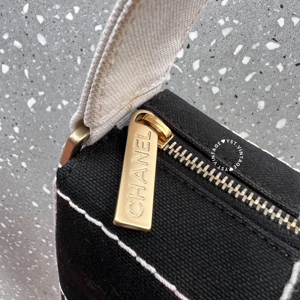 Vintage Chanel Canvas Hobo Bag - Black