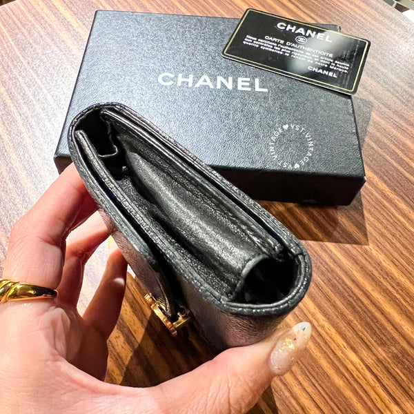 Vintage Chanel Caviar Coco Lock Short Wallet/ Card Holder - Black