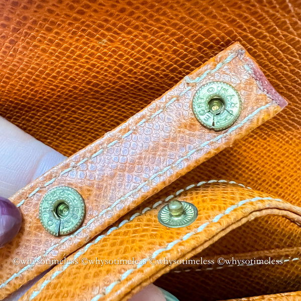 Vintage Valentino Garavani V-lock Crossbody Bag - Golden Brown