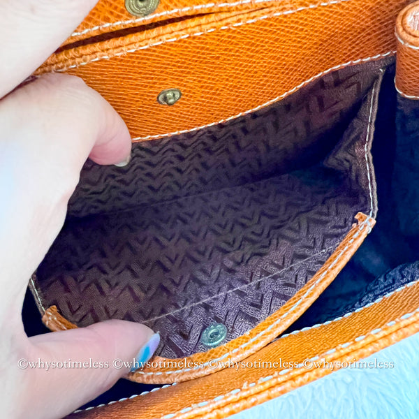 Vintage Valentino Garavani V-lock Crossbody Bag - Golden Brown