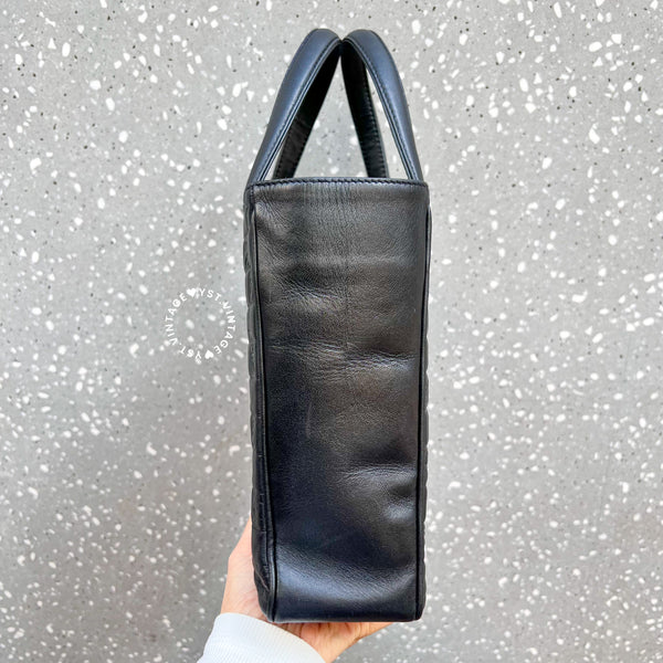 Vintage Chanel Camellia Vivian Tote Bag - Black