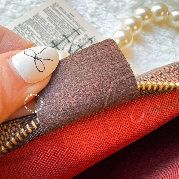 Vintage LV Damier Pochette