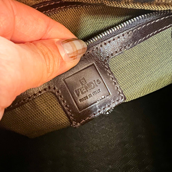 Vintage Fendi Mamma Baguette SHW
