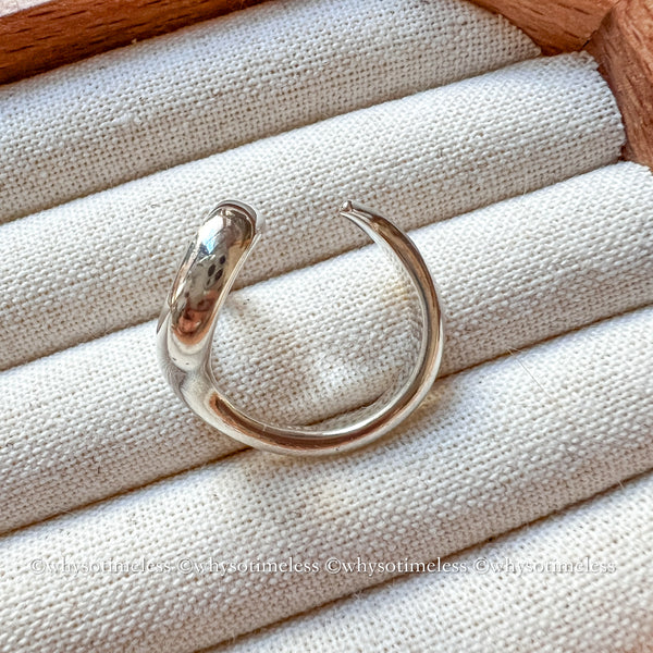 Vintage Tiffany & Co. Elsa Peretti Sterling Silver Open Heart Ring