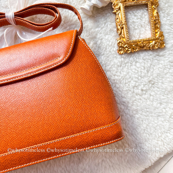 Vintage Valentino Garavani V-lock Crossbody Bag - Golden Brown