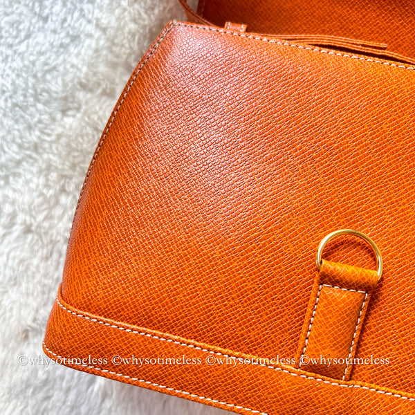 Vintage Valentino Garavani V-lock Crossbody Bag - Golden Brown