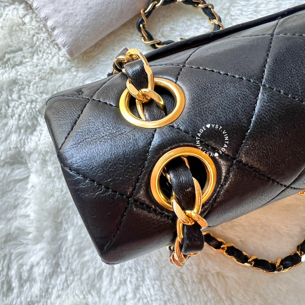 【8.28 中古拍賣】Vintage Chanel Small Classic Flap Bag CF23 - Black 005