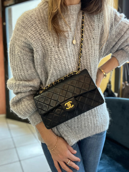 【8.28 中古拍賣】Vintage Chanel Small Classic Flap Bag CF23 - Black 005