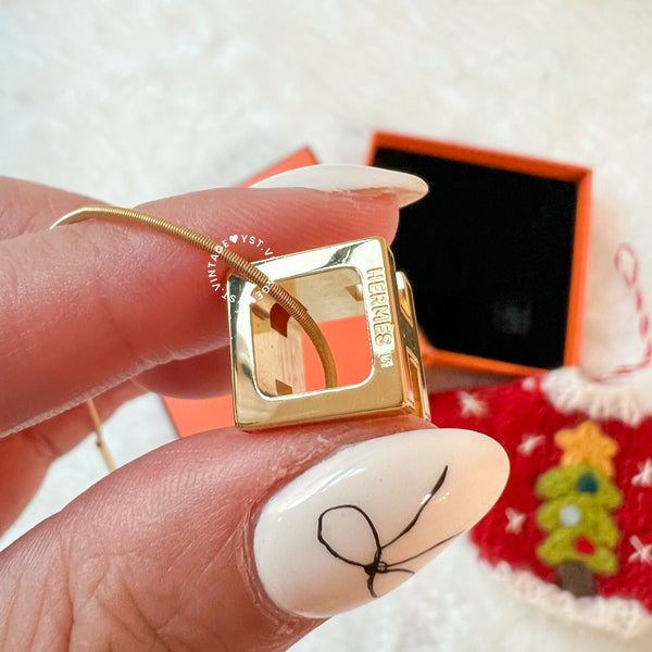 Vintage HERMÈS Cage d'H Pendant Necklace - Gold