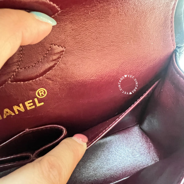 【8.28 中古拍賣】Vintage Chanel Small Classic Flap Bag CF23 - Black 005