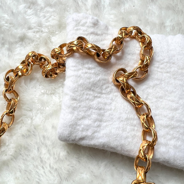 【20%OFF】Vintage Chanel Mini Vanity With 24KGP Bijoux Chain - Black
