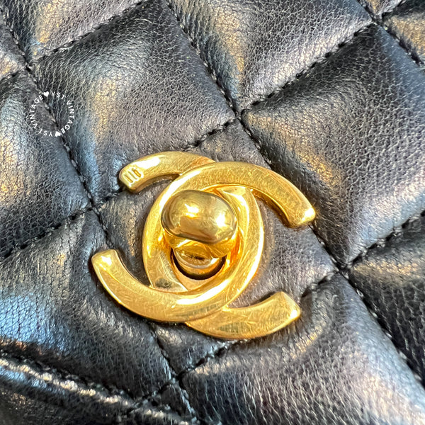 Vintage Chanel 19cm Mini CF Bag - Black x Gold