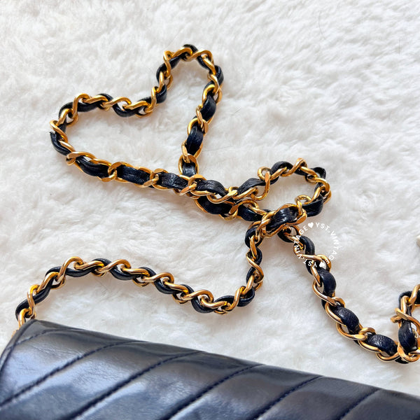 Vintage Chanel Single Flap Bag - Black x Gold 002