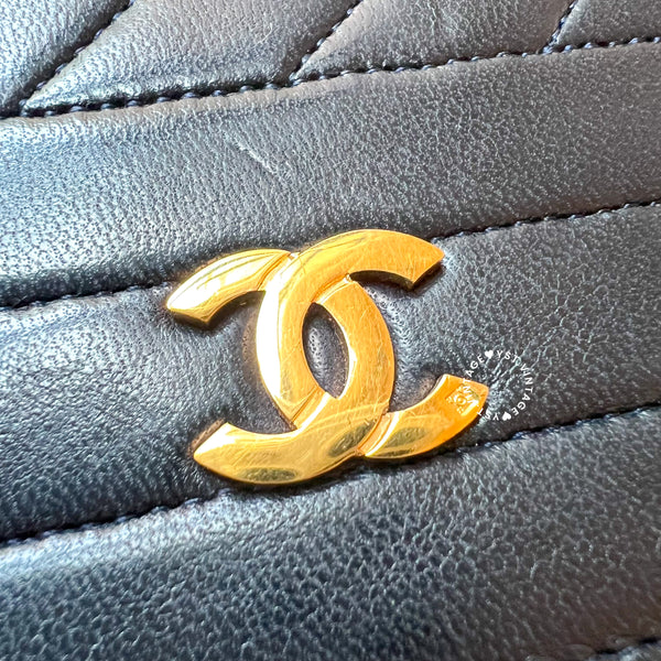 Vintage Chanel Single Flap Bag - Black x Gold 002