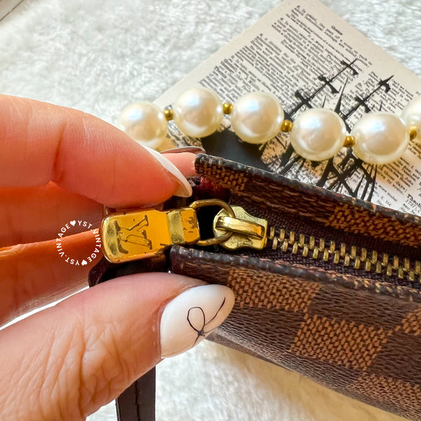 Vintage LV Damier Pochette