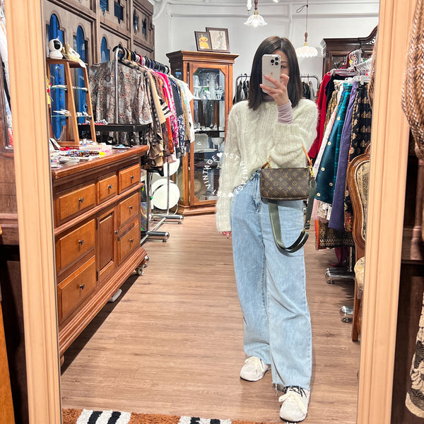 Vintage LV Monogram Pochette 006