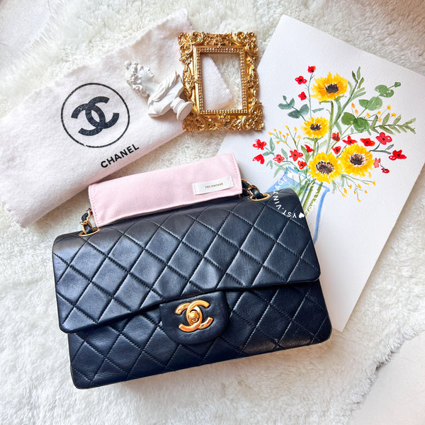 【8.28 中古拍賣】Vintage Chanel Small Classic Flap Bag CF23 - Black 005
