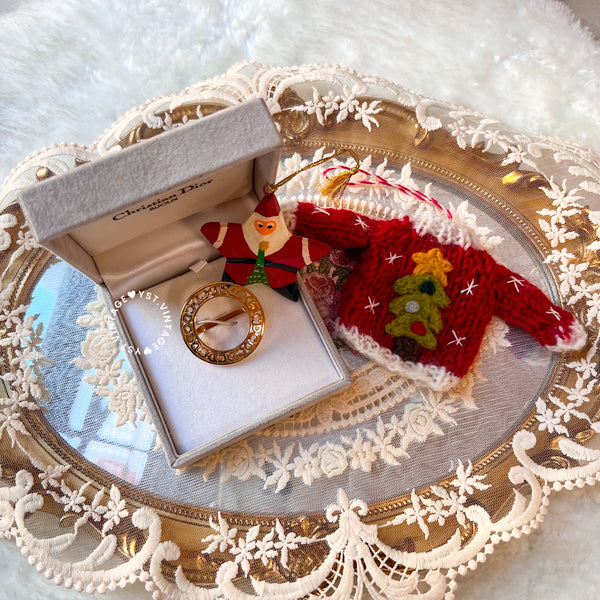 Vintage Dior Gold-Finish Metal Hollow CD Scarf Ring with Original Box