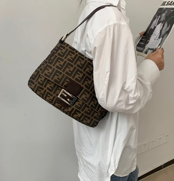 Vintage Fendi Mamma Baguette SHW