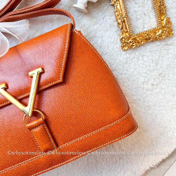 Vintage Valentino Garavani V-lock Crossbody Bag - Golden Brown
