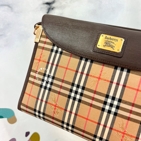 Vintage Burberrys Clutch