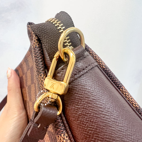 Vintage LV Damier Ebene Trousse Make Up Bag Pochette - 003