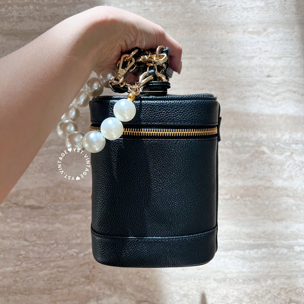 Vintage CHANEL Vertical Vanity Bag - Caviar Black 007