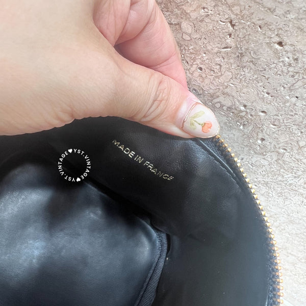 Vintage CHANEL Vertical Vanity Bag - Caviar Black 007