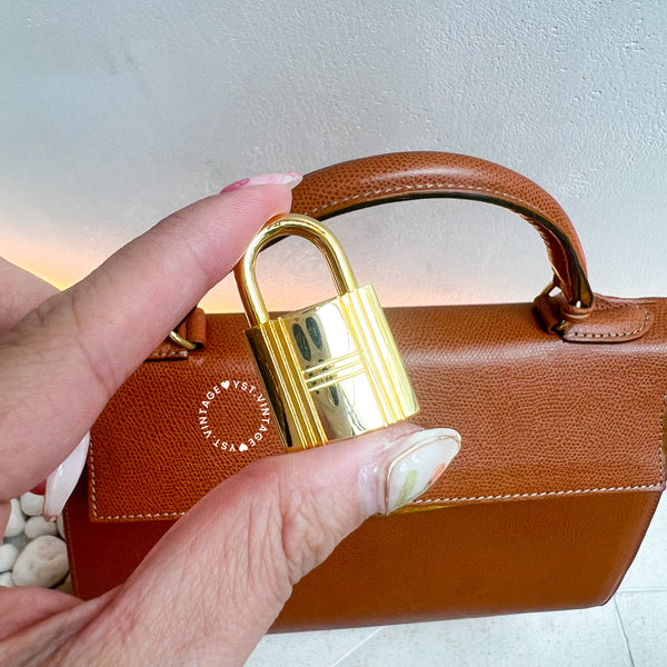 Vintage High-Class Kelly Bag - Gold K32