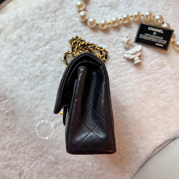 Vintage Chanel Small Classic Flap Bag CF23 - Black