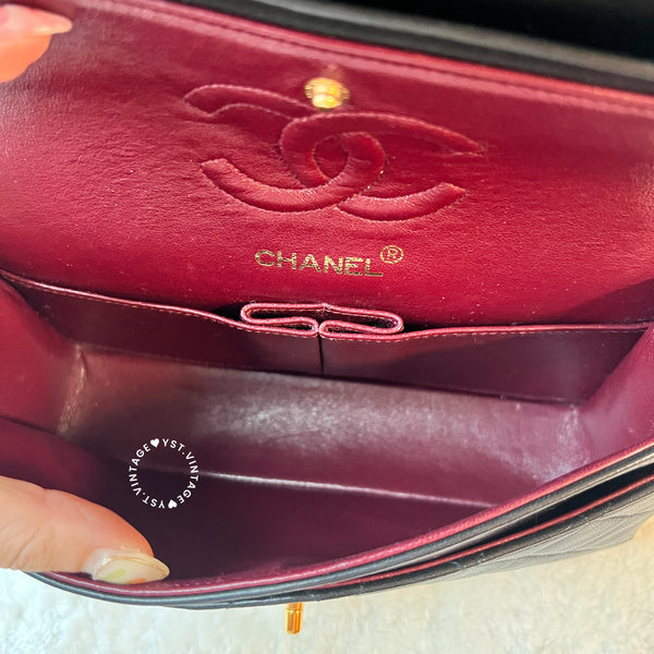 Vintage Chanel Small Classic Flap Bag CF23 - Black