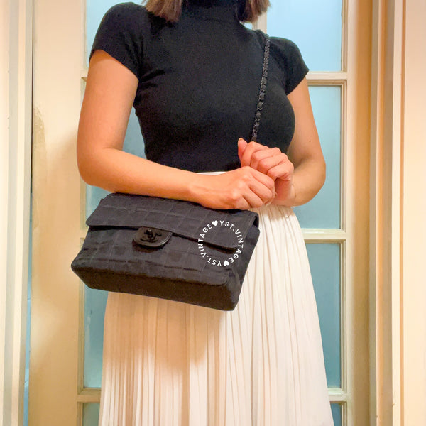 Vintage Chanel Coco Bar Classic Flap CF25 - Black 002