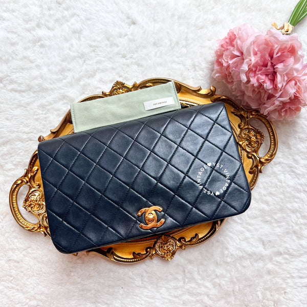 【11.11中古拍賣品】Vintage Chanel 23cm Turn-Lock Single Flap Bag - Black