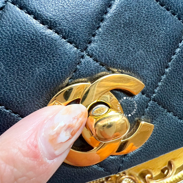 【11.11中古拍賣品】Vintage Chanel 23cm Turn-Lock Single Flap Bag - Black