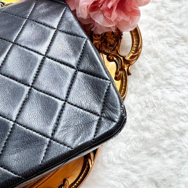 【11.11中古拍賣品】Vintage Chanel 23cm Turn-Lock Single Flap Bag - Black