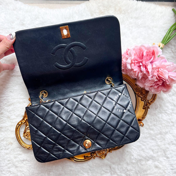 【11.11中古拍賣品】Vintage Chanel 23cm Turn-Lock Single Flap Bag - Black