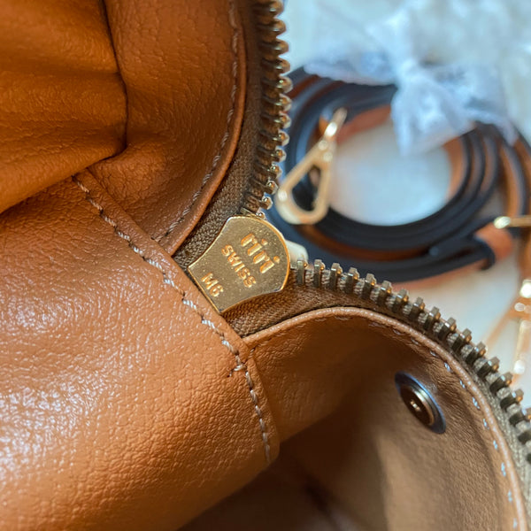 Vintage CELINE Macadam Vanity Bag 005