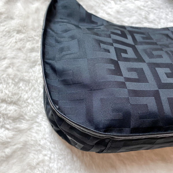Vintage Givenchy 1990s 4G Shoulder Bag - Black