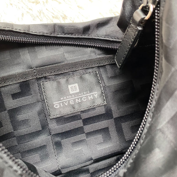 Vintage Givenchy 1990s 4G Shoulder Bag - Black