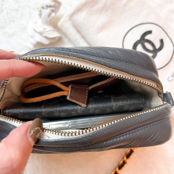 Vintage Chanel Coco Mark Camera Bag With Tassel - Ash x Black