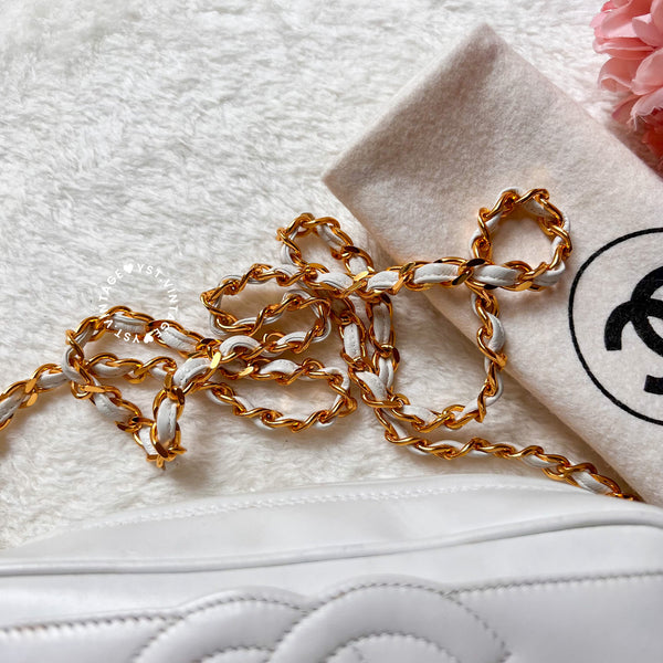 Vintage Chanel Camera Bag With Triple Coco Mark - Snow White