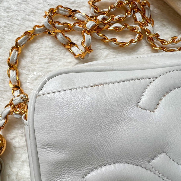 Vintage Chanel Camera Bag With Triple Coco Mark - Snow White