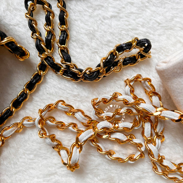 Vintage Chanel Camera Bag With Triple Coco Mark - Snow White