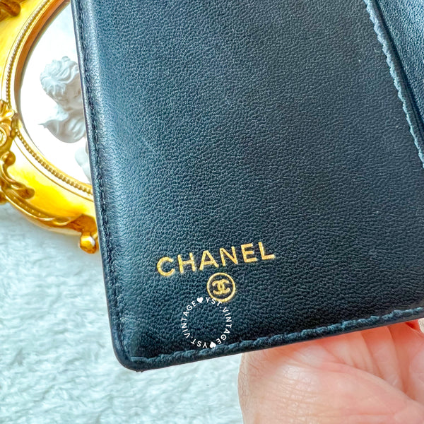 Vintage Chanel Caviar Coco Card Holder - Black