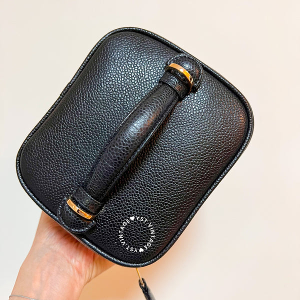 Vintage CHANEL Vertical Vanity Bag - Caviar Black 004