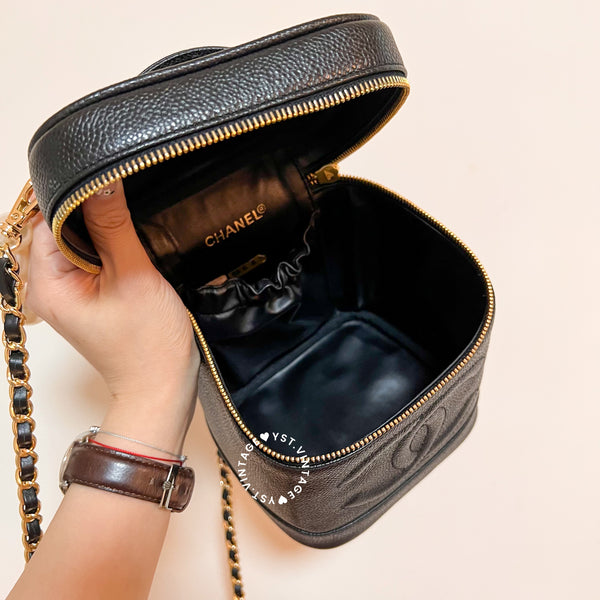 Vintage CHANEL Vertical Vanity Bag - Caviar Black 004